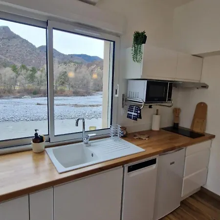 Au Bord De La Rivière Appartement *