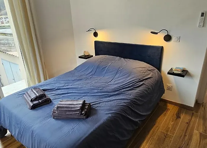 Au Bord De La Riviere Digne-les-Bains