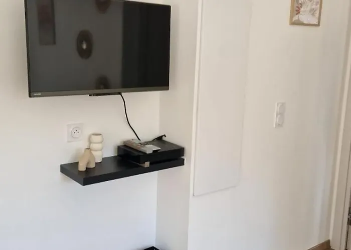 Au Bord De La Riviere Apartment