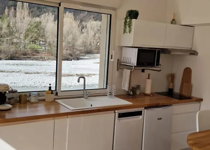 Apartment Au Bord De La Riviere *