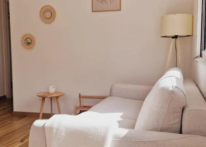 Au Bord De La Riviere Apartment