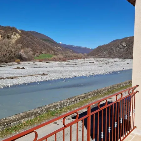 Au Bord De La Riviere Apartment Digne-les-Bains